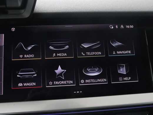 Audi A3 30 TFSI edition one | Stoelverwarming | Matrix LED | Virtual Cockpit | Carplay | Half leder | Nav... ActivLease financial lease