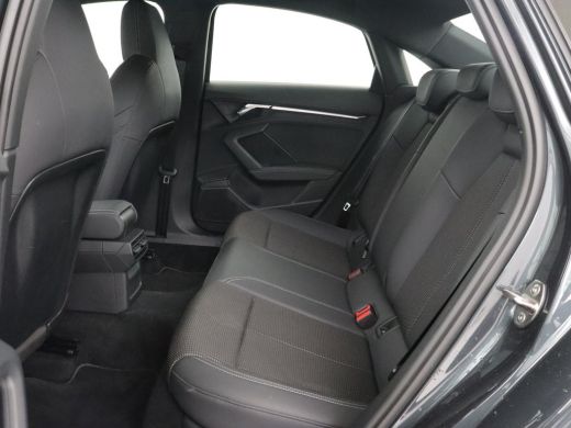Audi A3 30 TFSI edition one | Stoelverwarming | Matrix LED | Virtual Cockpit | Carplay | Half leder | Nav... ActivLease financial lease