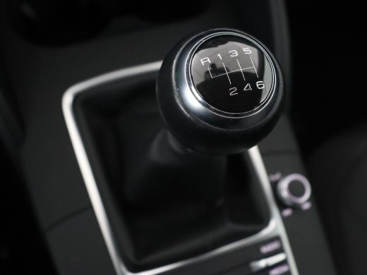 Audi A3 35 TFSI Pro Line | 150pk | Bi-Xenon | Navigatie | Cruise control | Airco | Parkeerhulp | Bluetoot... ActivLease financial lease