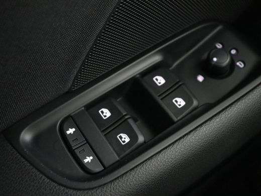 Audi A3 35 TFSI Pro Line | 150pk | Bi-Xenon | Navigatie | Cruise control | Airco | Parkeerhulp | Bluetoot... ActivLease financial lease