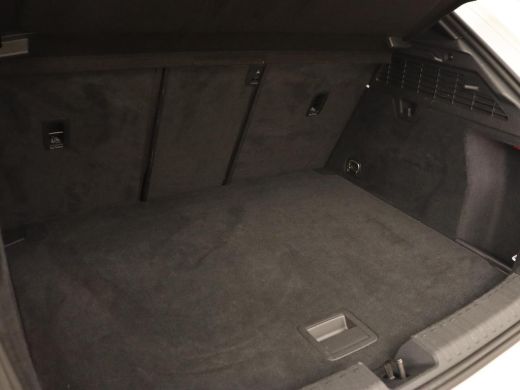 Audi A3 40 TFSI e Advanced edition | S-line | Full LED | Half Leder | Carplay | Adaptive Cruise | Stoelve... ActivLease financial lease