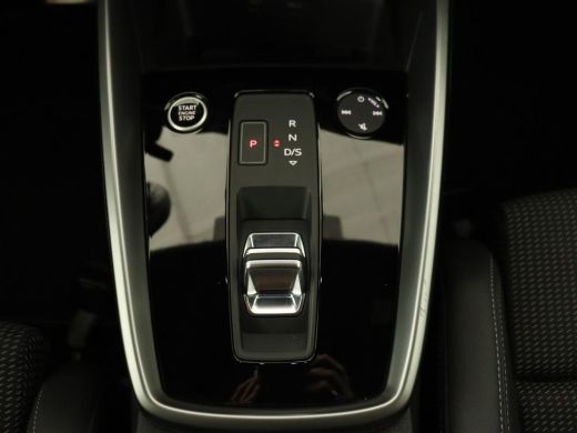 Audi A3 40 TFSI e Advanced edition | S-line | Full LED | Half Leder | Carplay | Adaptive Cruise | Stoelve... ActivLease financial lease