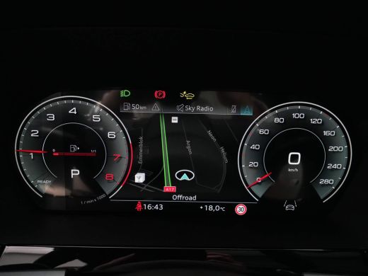 Audi A3 Limousine 35 TFSI S edition Panodak SONOS Ambient lichtpakket verw. voorstoelen Camera ActivLease financial lease