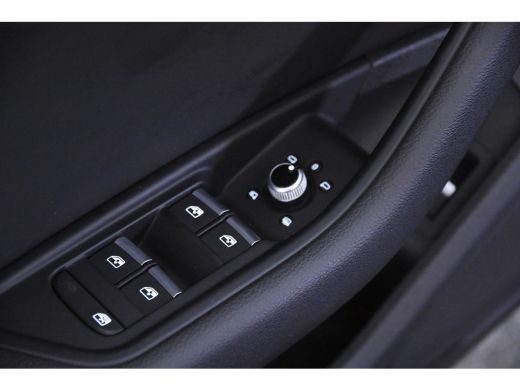 Audi A4 Avant 35 TFSI Advanced Edition *1ste Eigenaar*Leer*Panoramadak*Navigatie* ActivLease financial lease