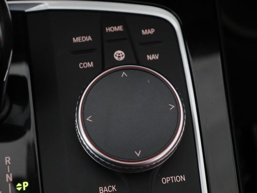 BMW 1 Serie 116d High Executive | Sport Line | Leder | Stoelverwarming | Carplay | Sportstoelen | Navigatie |... ActivLease financial lease