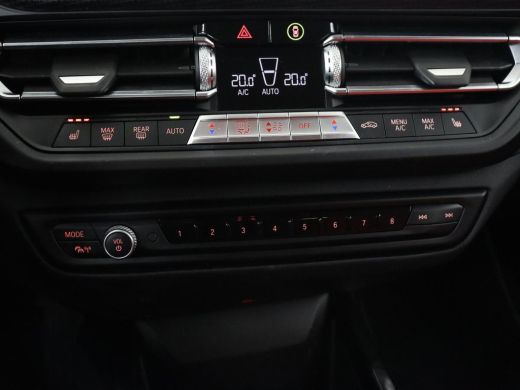 BMW 1 Serie 116d High Executive | Sport Line | Leder | Stoelverwarming | Carplay | Sportstoelen | Navigatie |... ActivLease financial lease