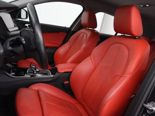 BMW 1 Serie 116d High Executive | Sport Line | Leder | Stoelverwarming | Carplay | Sportstoelen | Navigatie |... ActivLease financial lease