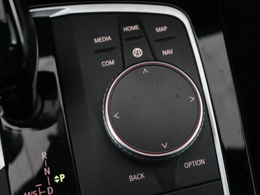 BMW 2 Serie Gran Coup&eacute; 218i M Sport | Sportstoelen | Camera | Carplay | Live Cockpit | Half leder | Navigatie... ActivLease financial lease