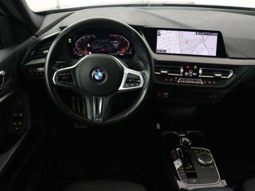 BMW 2 Serie Gran Coup&eacute; 218i M Sport | Sportstoelen | Camera | Carplay | Live Cockpit | Half leder | Navigatie... ActivLease financial lease
