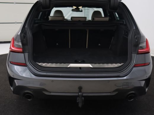 BMW 3 Serie 320e M Sport | Adaptive cruise | Leder | Trekhaak | Stoelverwarming | 360 Camera | Laserlicht | C... ActivLease financial lease