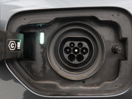 BMW 3 Serie 320e M Sport | Adaptive cruise | Leder | Trekhaak | Stoelverwarming | 360 Camera | Laserlicht | C... ActivLease financial lease