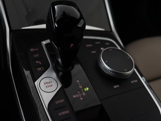 BMW 3 Serie 320e M Sport | Adaptive cruise | Leder | Trekhaak | Stoelverwarming | 360 Camera | Laserlicht | C... ActivLease financial lease
