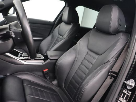 BMW 3 Serie Touring 330e Business Edition Plus | Leder Bekleding | Carplay | Cruise Control | Navigatie | Las... ActivLease financial lease