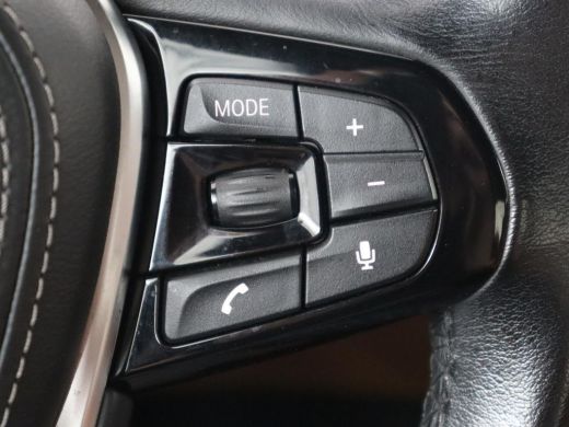 BMW 5 Serie 530e iPerformance | Leder | Stoelverwarming | Sfeerverlichting | Full LED | Navigatie | Parkeerhu... ActivLease financial lease