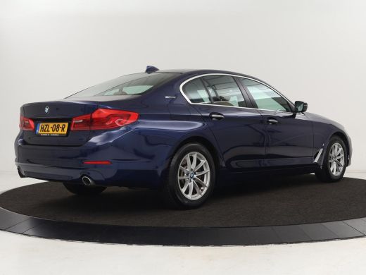 BMW 5 Serie 530e iPerformance | Leder | Stoelverwarming | Sfeerverlichting | Full LED | Navigatie | Parkeerhu... ActivLease financial lease