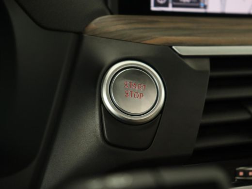 BMW X3 xDrive30e M Sport | Panoramadak | Trekhaak | Head-Up | Stoelverwarming | Leder | Live Cockpit | S... ActivLease financial lease