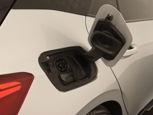 CUPRA Born Business 62 kWh | Stoel & stuurverwarming | Camera | Adaptive cruise | Carplay | Navigatie | Spor... ActivLease financial lease