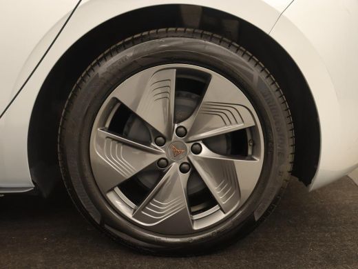 CUPRA Born Business 62 kWh | Stoel & stuurverwarming | Camera | Adaptive cruise | Carplay | Navigatie | Spor... ActivLease financial lease