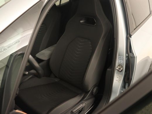 CUPRA Born Business 62 kWh | Stoel & stuurverwarming | Camera | Adaptive cruise | Carplay | Navigatie | Spor... ActivLease financial lease