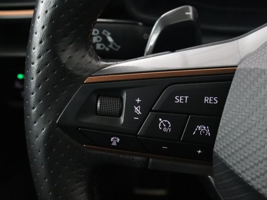 CUPRA Formentor 1.4 eHybrid VZ | 245pk | Stoelverwarming | 360 Camera | Adaptive cruise | Carplay | Navigatie | S... ActivLease financial lease