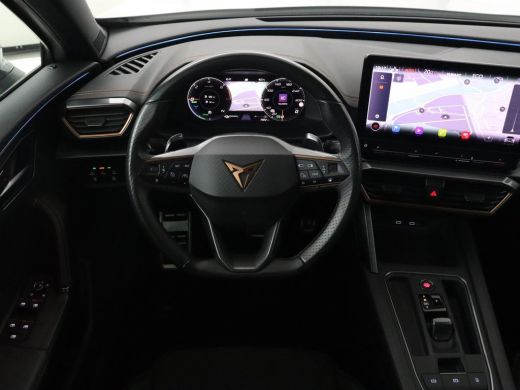 CUPRA Formentor 1.4 eHybrid VZ | 245pk | Stoelverwarming | 360 Camera | Adaptive cruise | Carplay | Navigatie | S... ActivLease financial lease