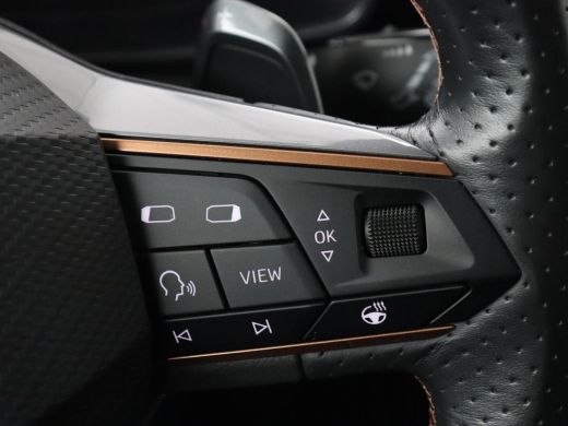 CUPRA Leon 1.4 eHybrid VZ | 245pk | Trekhaak | Stoelverwarming | Adaptive cruise | Carplay | Navigatie | Stu... ActivLease financial lease