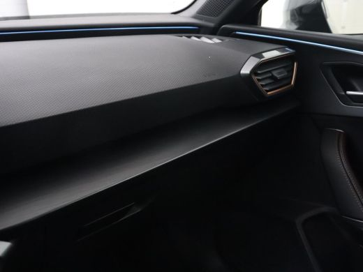 CUPRA Leon 1.4 eHybrid VZ | 245pk | Trekhaak | Stoelverwarming | Adaptive cruise | Carplay | Navigatie | Stu... ActivLease financial lease