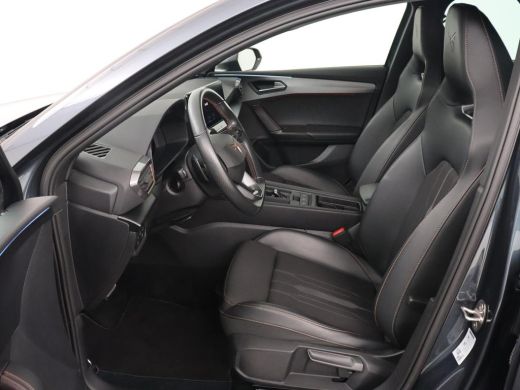 CUPRA Leon 1.4 eHybrid VZ | 245pk | Trekhaak | Stoelverwarming | Adaptive cruise | Carplay | Navigatie | Stu... ActivLease financial lease