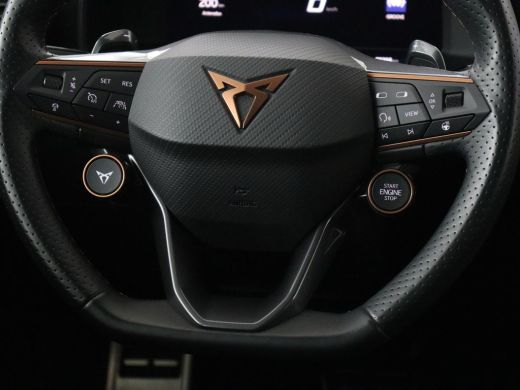 CUPRA Leon 2.0 TSI | 300pk | Panoramadak | Leder | Stoelverwarming | Carplay | Camera | Adaptive cruise | Na... ActivLease financial lease