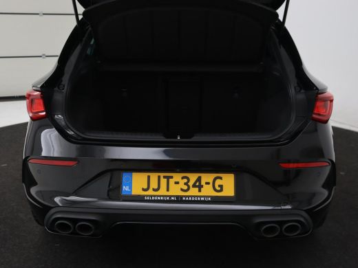 CUPRA Leon 2.0 TSI | 300pk | Panoramadak | Leder | Stoelverwarming | Carplay | Camera | Adaptive cruise | Na... ActivLease financial lease