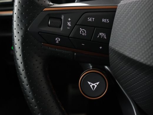 CUPRA Leon 2.0 TSI | 300pk | Panoramadak | Leder | Stoelverwarming | Carplay | Camera | Adaptive cruise | Na... ActivLease financial lease