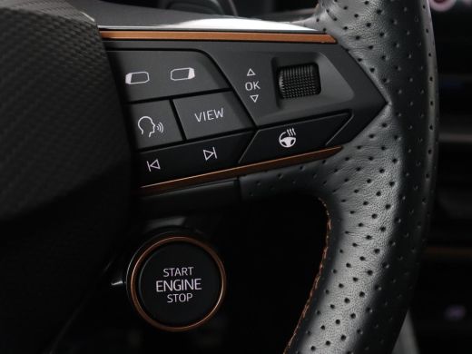 CUPRA Leon 2.0 TSI | 300pk | Panoramadak | Leder | Stoelverwarming | Carplay | Camera | Adaptive cruise | Na... ActivLease financial lease