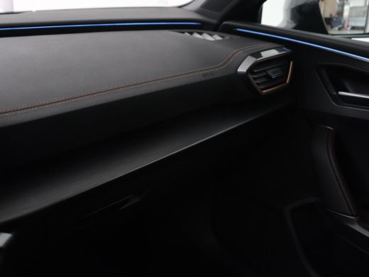 CUPRA Leon 2.0 TSI | 300pk | Panoramadak | Leder | Stoelverwarming | Carplay | Camera | Adaptive cruise | Na... ActivLease financial lease