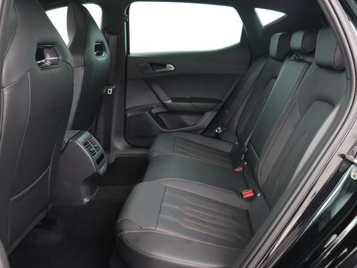 CUPRA Leon 2.0 TSI | 300pk | Panoramadak | Leder | Stoelverwarming | Carplay | Camera | Adaptive cruise | Na... ActivLease financial lease