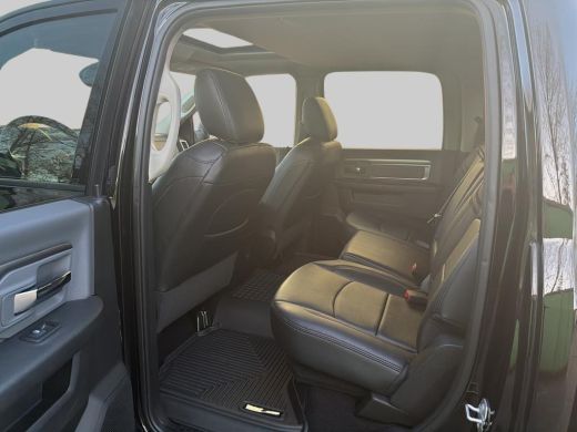 Dodge Ram 1500 1500 5.7 V8 4x4 Crew Cab 5'7 | Trekhaak 13-polig | 200 L LPG | Leren bekleding | Geheel rijklaar ... ActivLease financial lease