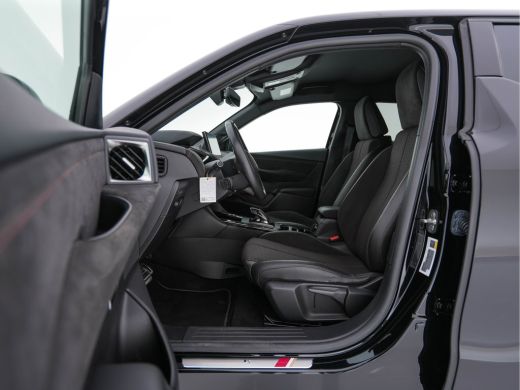 DS DS 3 Crossback E-Tense Performance Line+ 50 kWh [ 3-Fase ] {SOH-90%} (INCL-BTW) *LEATHER-FABRIC | MATR... ActivLease financial lease