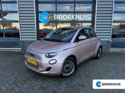 Fiat 500e 3+1 Icon 42 kWh 118 pk | Navigatie | Keyless entry | Cruise control |