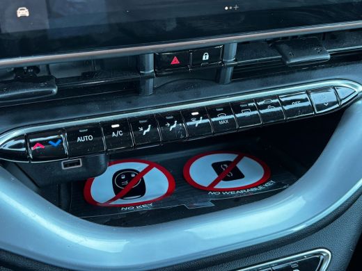 Fiat 500e 3+1 Icon 42 kWh 118 pk | Navigatie | Keyless entry | Cruise control | ActivLease financial lease