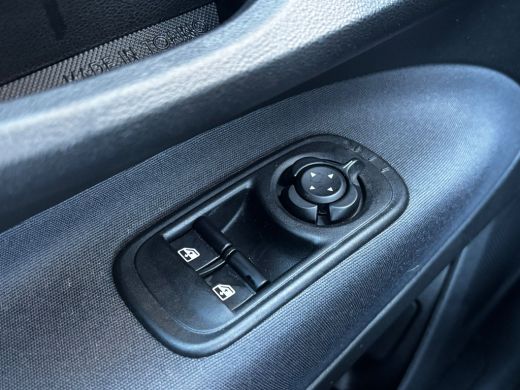 Fiat 500e 3+1 Icon 42 kWh 118 pk | Navigatie | Keyless entry | Cruise control | ActivLease financial lease