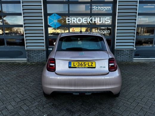 Fiat 500e 3+1 Icon 42 kWh 118 pk | Navigatie | Keyless entry | Cruise control | ActivLease financial lease