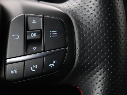 Ford Focus 1.0 EcoBoost Hybrid ST Line | Panoramadak | Adaptive cruise | Camera | B&O Sound | Carplay | Navi... ActivLease financial lease