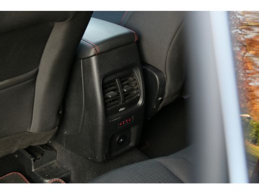 Ford Kuga 2.5 PHEV ST-Line | Trekhaak | Camera | Stuur/stoelverwarming | Keyless ActivLease financial lease