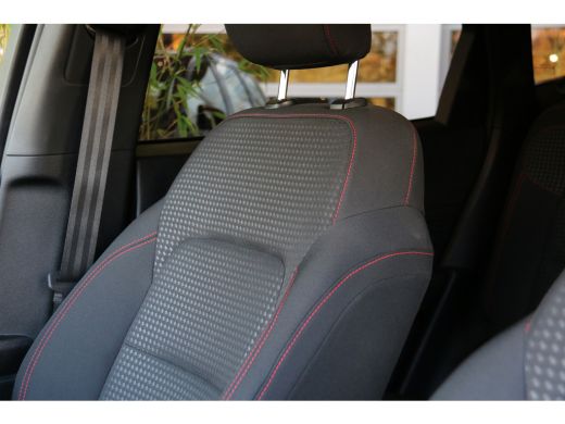 Ford Kuga 2.5 PHEV ST-Line | Trekhaak | Camera | Stuur/stoelverwarming | Keyless ActivLease financial lease