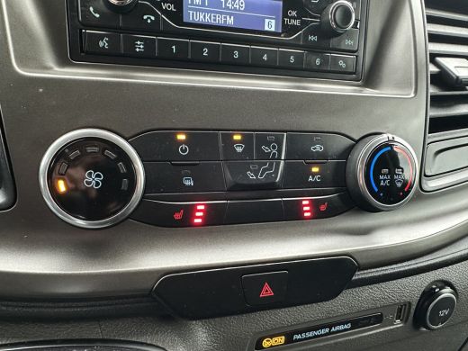 Ford Transit Custom 2.0 TDCI / L2H1 / 1e EIG. / ZEER NETJES / 2.800 KG TREKKEN / CRUISE / TREKHAAK / AIRCO / STOELVERW. ActivLease financial lease