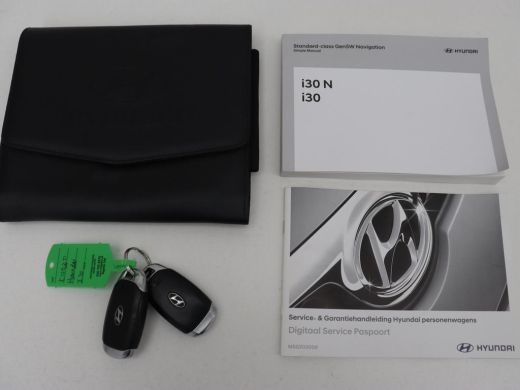 Hyundai i30 1.5 T-GDi MHEV N Line | Trekhaak | Sportstoelen | Stoelverwarming | Full LED | Carplay | Camera |... ActivLease financial lease