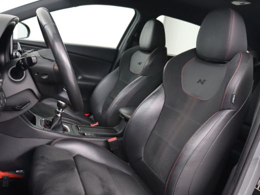 Hyundai i30 1.5 T-GDi MHEV N Line | Trekhaak | Sportstoelen | Stoelverwarming | Full LED | Carplay | Camera |... ActivLease financial lease