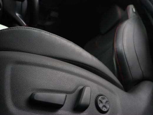 Hyundai i30 1.5 T-GDi MHEV N Line | Trekhaak | Sportstoelen | Stoelverwarming | Full LED | Carplay | Camera |... ActivLease financial lease