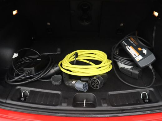 Jeep Compass 4xe 240 Plug-in Hybrid Electric S | Panoramadak | Trekhaak | 360 Camera | Leder | Stoelverwarming... ActivLease financial lease