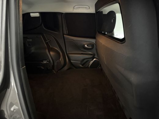 Jeep Renegade 1.3T Limited 151PK | Grijs Kenteken | VAN | Adap. Cruise | Camera | Carplay | Keyless | Parkeersens. ActivLease financial lease