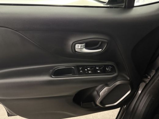 Jeep Renegade 1.3T Limited 151PK | Grijs Kenteken | VAN | Adap. Cruise | Camera | Carplay | Keyless | Parkeersens. ActivLease financial lease